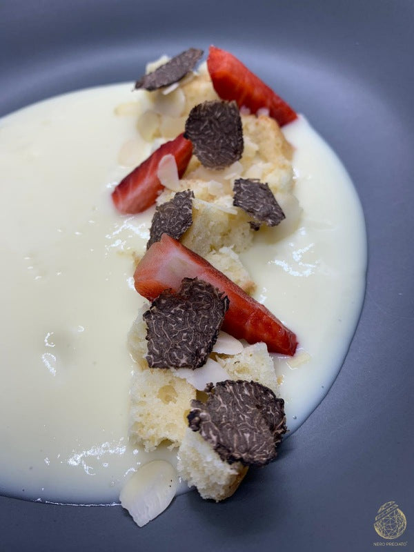 Crema inglese con pan di Spagna e Tartufo Nero Pregiato