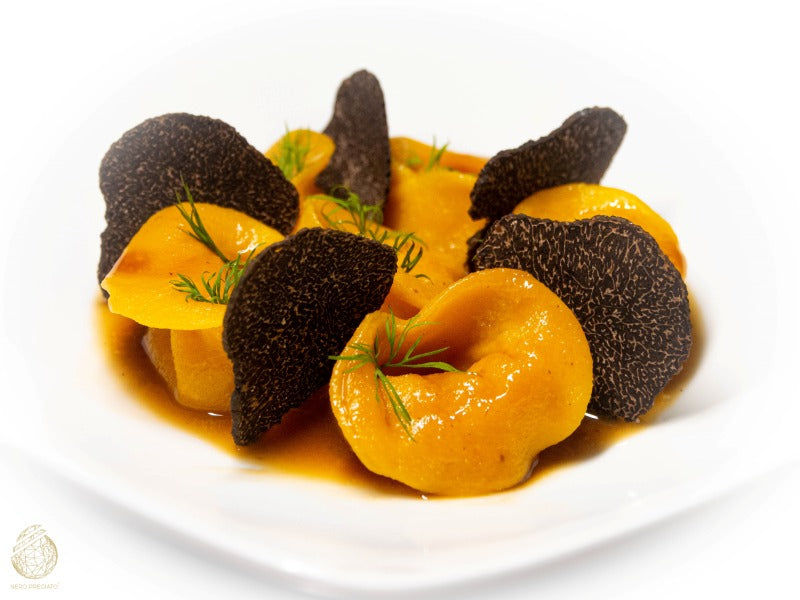 RAVIOLI, QUAGLIA E TARTUFO NERO PREGIATO