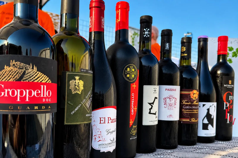 Bottiglie di vino Groppello della Festa del Gropello da abbinare al Tartufo