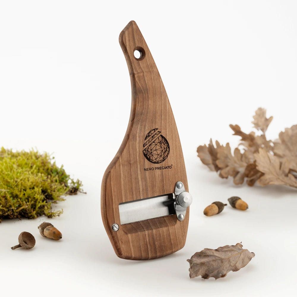 Affetta Tartufi Gourmet in legno di Noce, lama Liscia