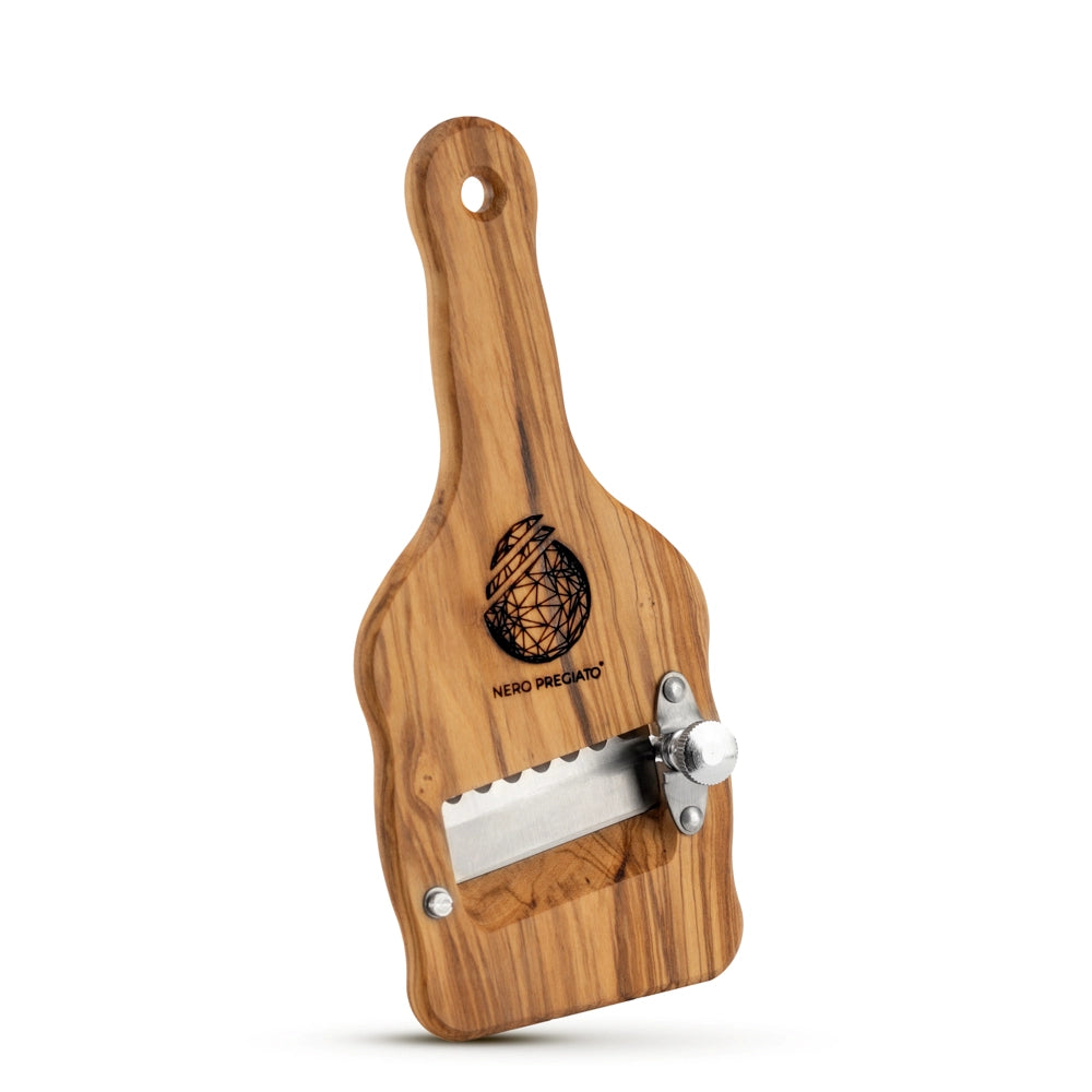 Affetta Tartufi in legno di Ulivo, lama Seghettata