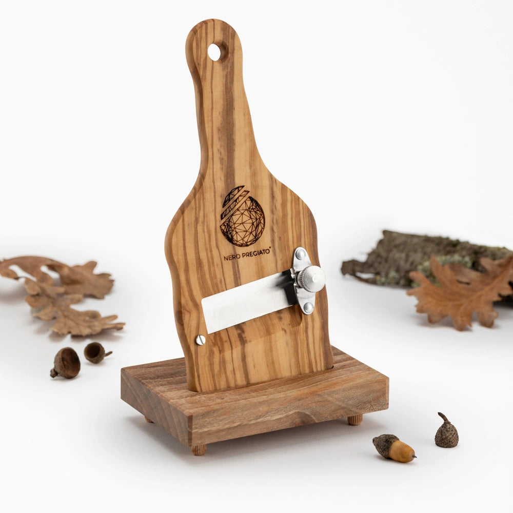Affetta Tartufi in legno di Ulivo, lama Liscia