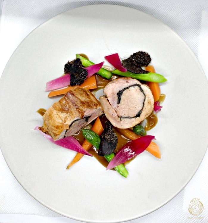 Gefülltes Schweinefilet mit schwarzem Trüffel