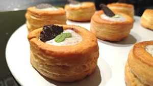 Ricetta antipasto veloce Vol au vent con crema di formaggi e Tartufo Nero Pregiato