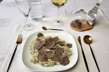 Risotto al Tartufo Nero Pregiato unelegante esplosione di sapori