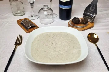 Zuppa di patate al Tartufo Nero Pregiato