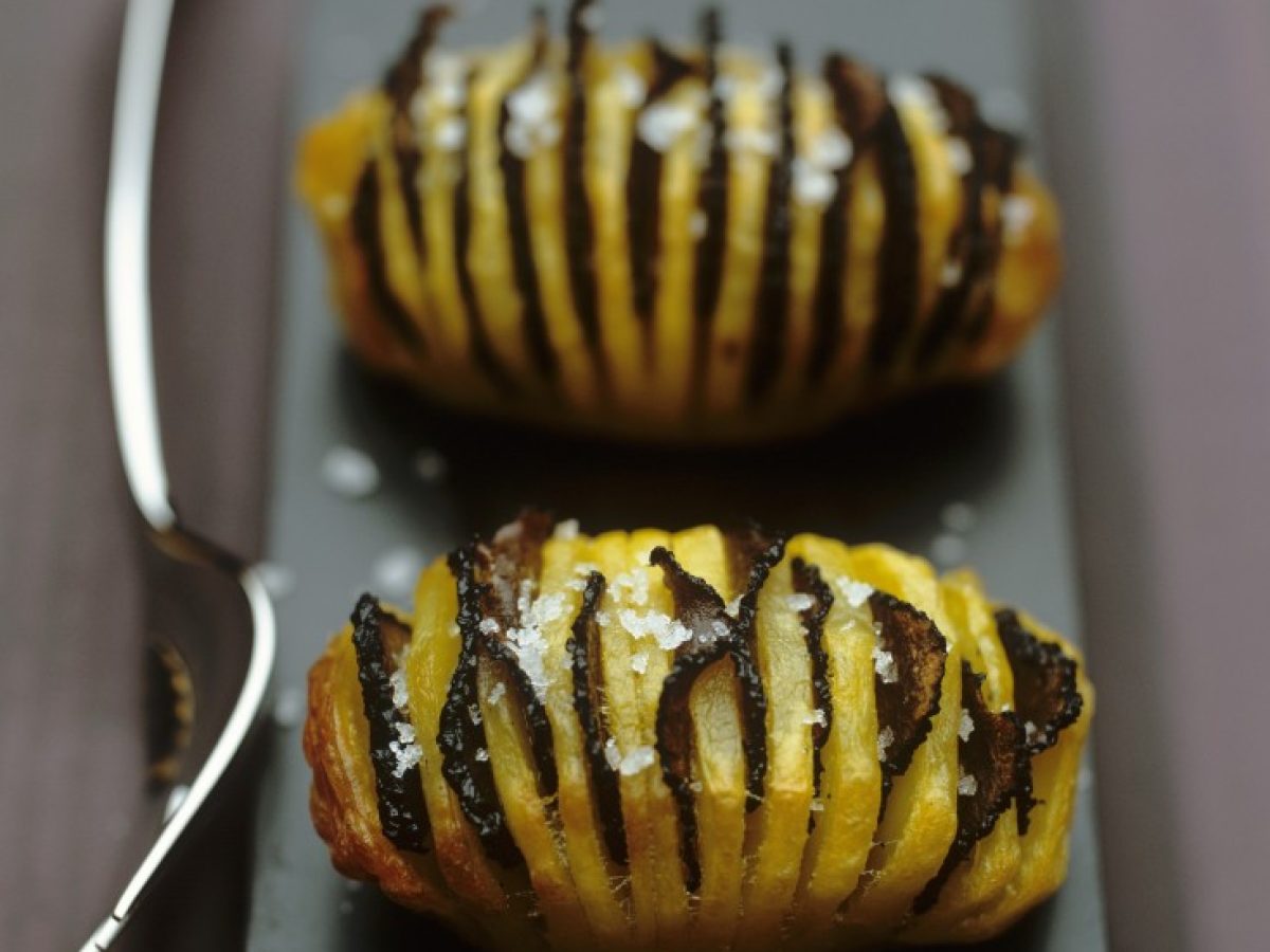 Patate al forno con tartufo nero pregiato